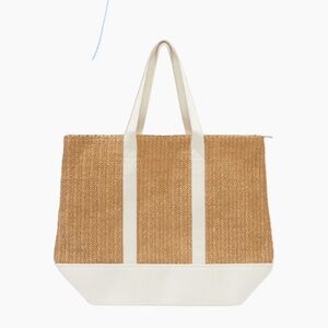 SHOW ME YOUR MUMU SUN SEEKER TOTE. NWT. *18.5" x 7.4" x 20".